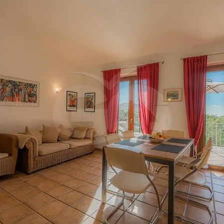 Casa Pavel A Colle Di Lido - Goelba