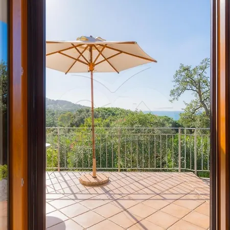 Villa Casa Pavel A Colle Di Lido - Goelba *