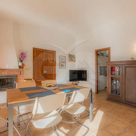 빌라 Casa Pavel A Colle Di Lido - Goelba 카폴리베리