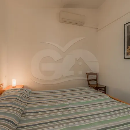 Villa Casa Pavel A Colle Di Lido - Goelba