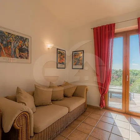Villa Casa Pavel A Colle Di Lido - Goelba